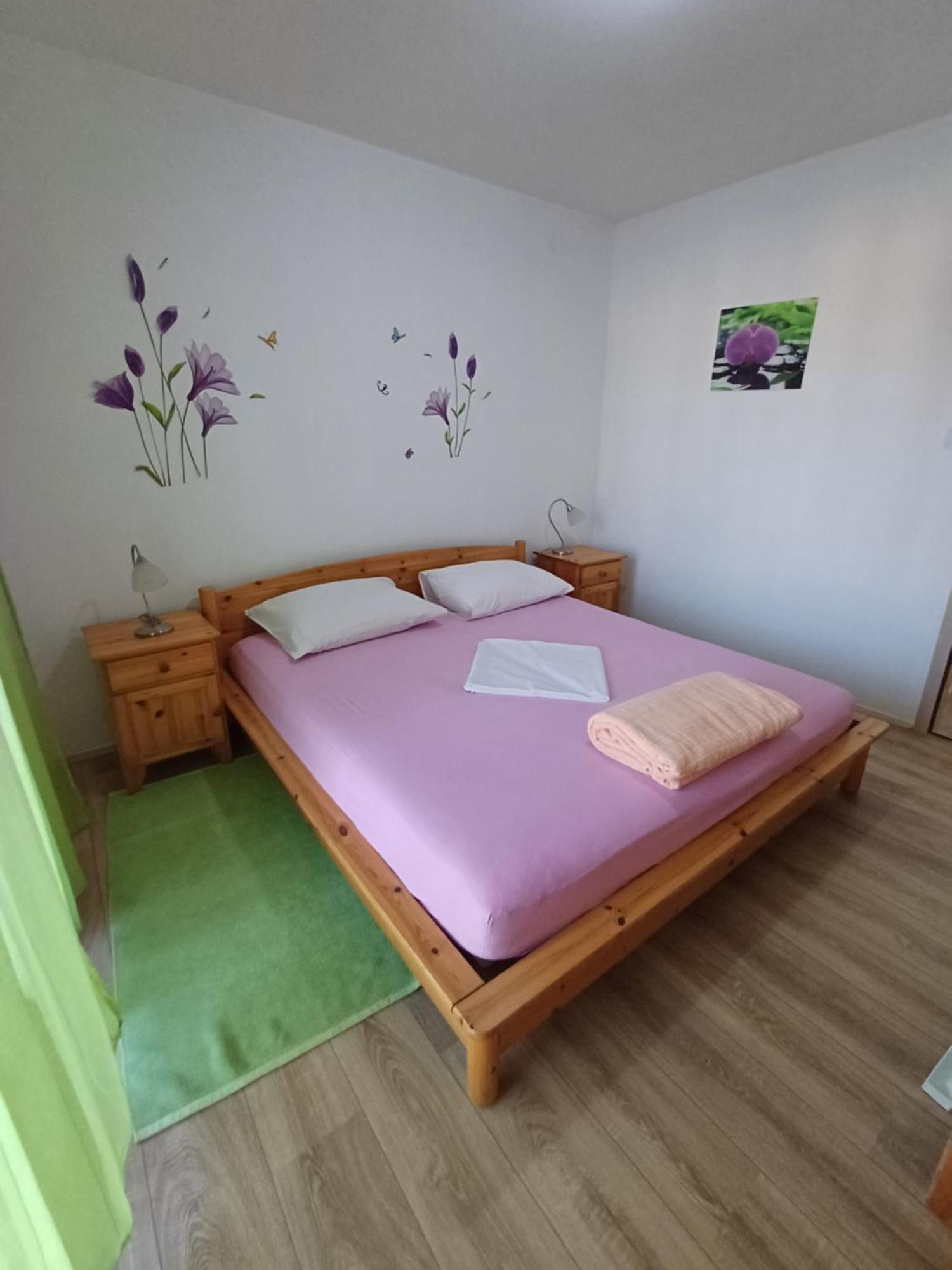Apartments Lana Pula Exterior photo